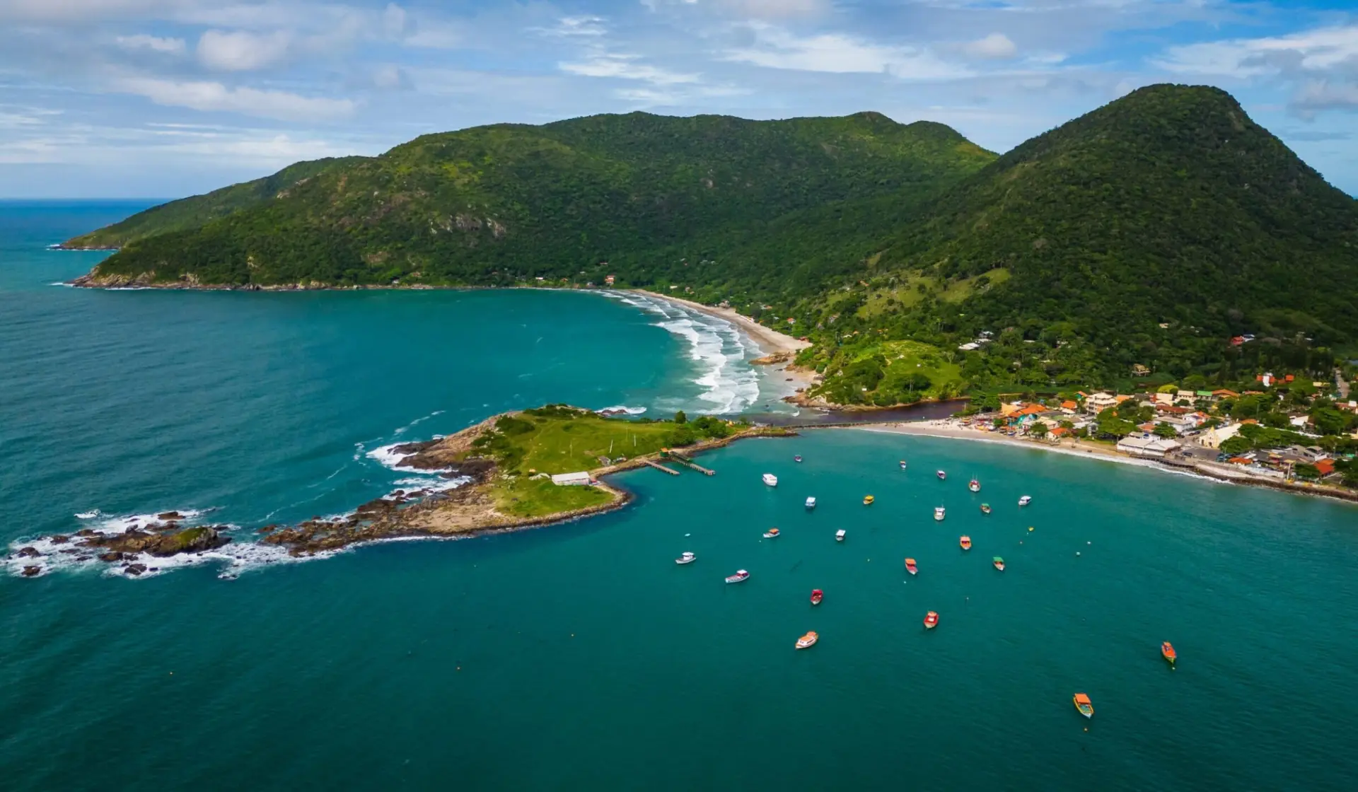 Passeio de lancha em Florianópolis